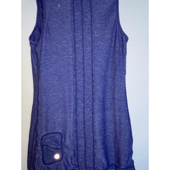 Lululemon‎ Ruffle Back Tank - Size 6 - Picture 4 of 8